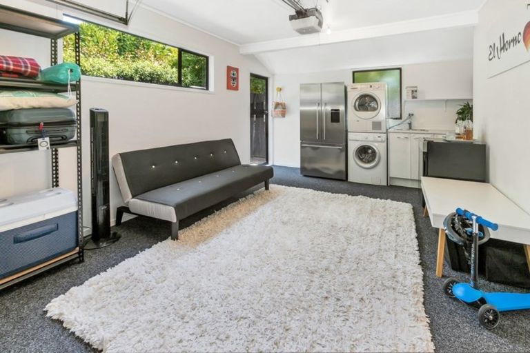 Photo of property in 35b Formby Avenue, Point Chevalier, Auckland, 1022
