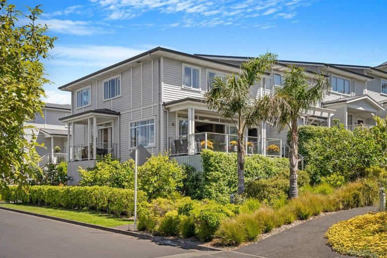Photo of property in 37 Landmark Terrace, Orewa, 0931