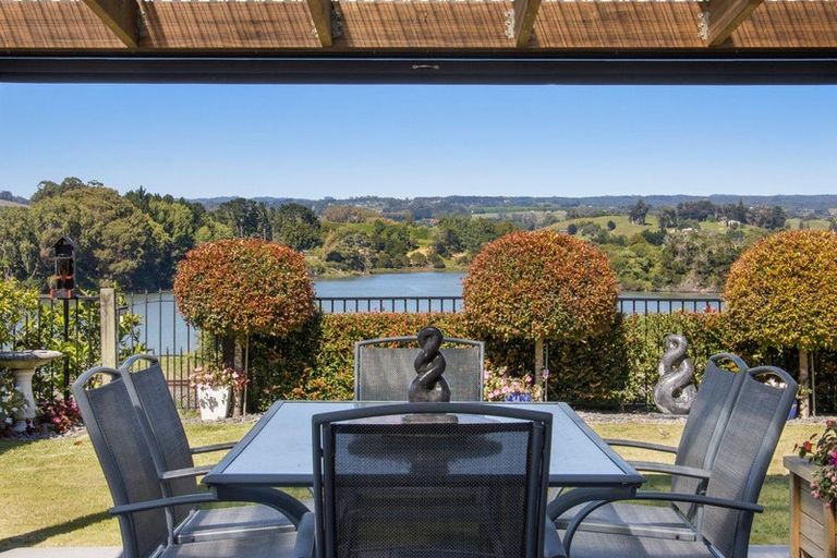 Photo of property in Waterview Estate, 26/4 Greystone Place, Omokoroa, 3114