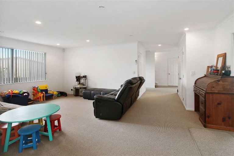 Photo of property in 7 Crispe Road, Clarks Beach, 2122