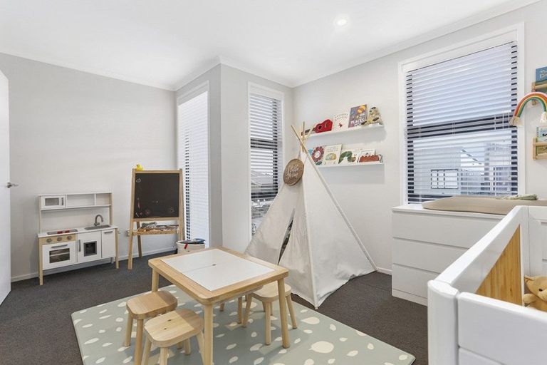 Photo of property in 8 Chaffinch Road, Hobsonville, Auckland, 0616