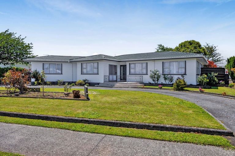 Photo of property in 128 Waihi Road, Hawera, 4610