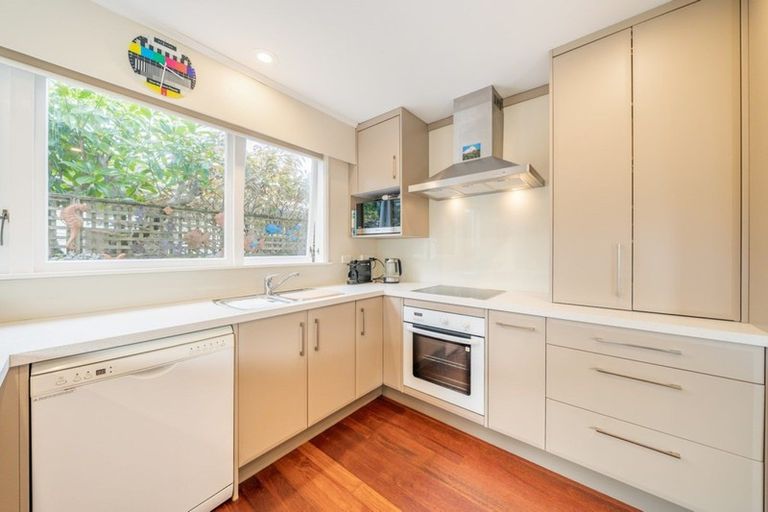 Photo of property in 41 Orr Crescent, Hutt Central, Lower Hutt, 5011