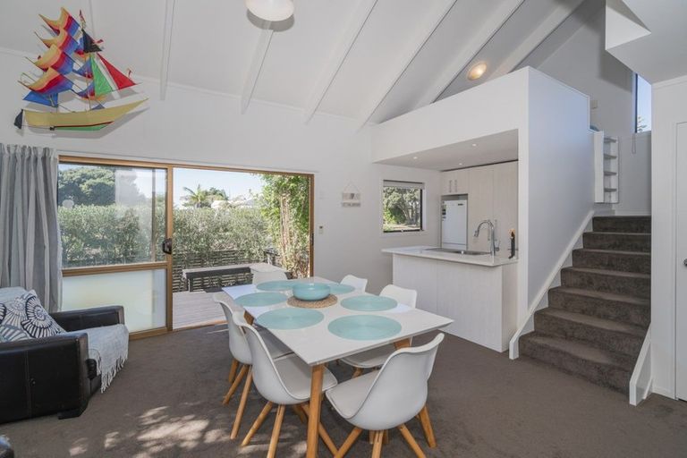 Photo of property in 142 Vista Paku, Pauanui, Hikuai, 3579