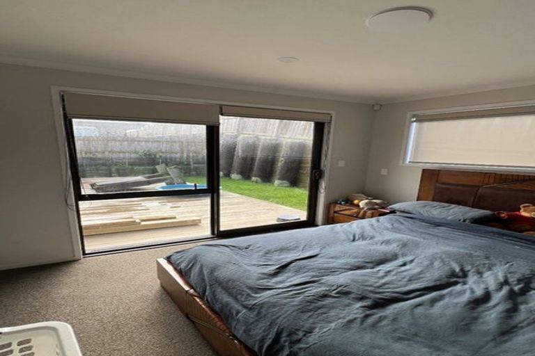 Photo of property in 19 Pouate Way, Waiuku, 2123