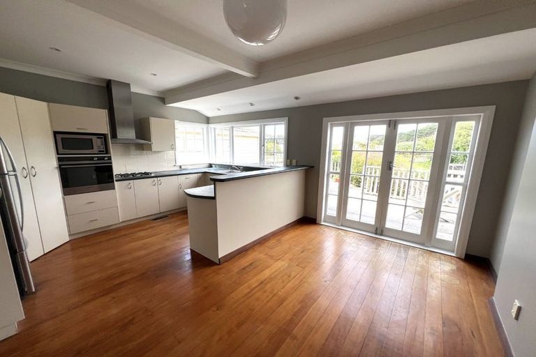 Photo of property in 90 Nottingham Street, Karori, Wellington, 6012