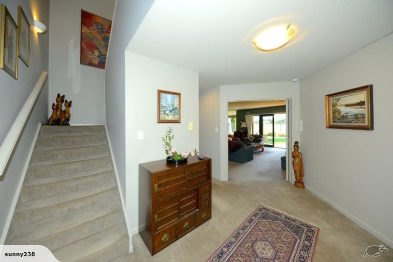 Photo of property in 5 Arundel Gate, Avonhead, Christchurch, 8042