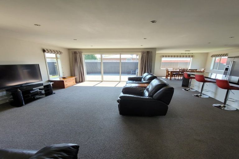 Photo of property in 75 Hayhurst Street North, Temuka, 7920