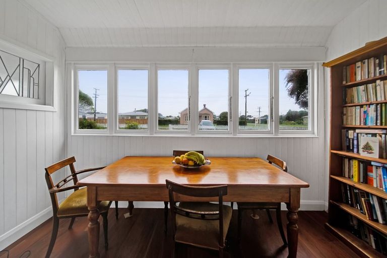 Photo of property in 72 King Street, Opunake, 4616