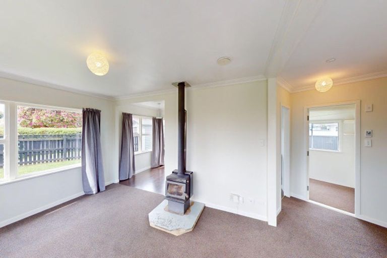 Photo of property in 10 Cargill Street, Levin, 5510