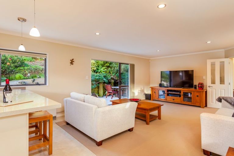 Photo of property in 50 Landing Road, Titirangi, Auckland, 0604