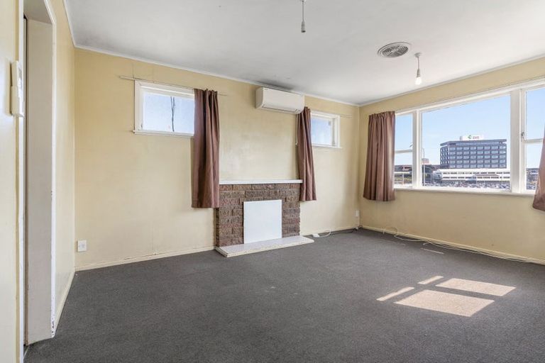Photo of property in 61 Penrose Road, Mount Wellington, Auckland, 1060