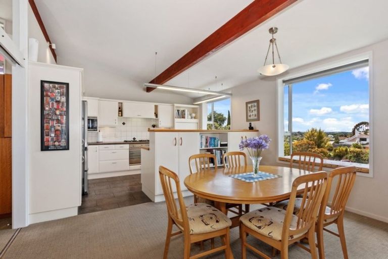 Photo of property in 6 Conifer Place, Huntsbury, Christchurch, 8022