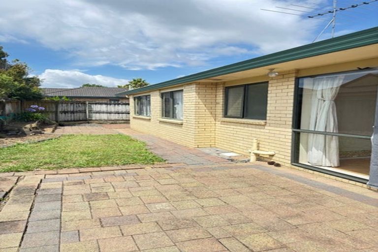 Photo of property in 7 Boderg Way, East Tamaki, Auckland, 2016