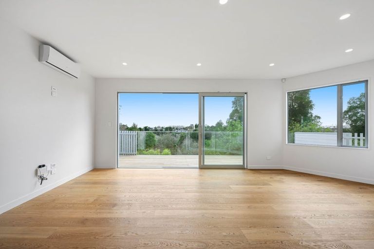 Photo of property in 4/24 Pickering Crescent, Chedworth, Hamilton, 3210