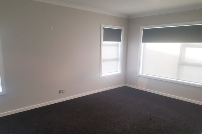 Photo of property in 62 Caldera Drive, Long Bay, Auckland, 0630