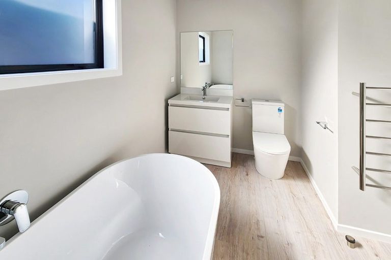 Photo of property in 5c Bathurst Street, Silverstream, Upper Hutt, 5019