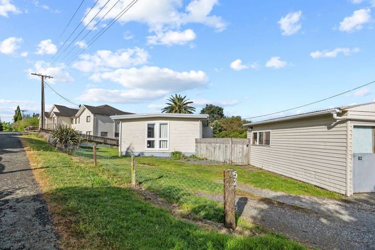 Photo of property in 52 One Tree Point Road, One Tree Point, 0118