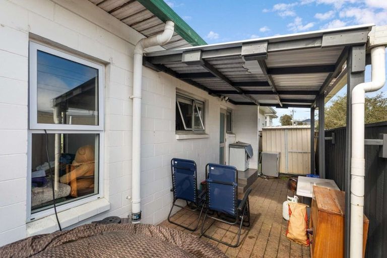 Photo of property in 2/9 Vine Street, Mangere East, Auckland, 2024