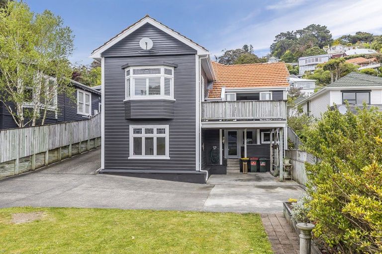 Photo of property in 164 Wadestown Road, Wadestown, Wellington, 6012