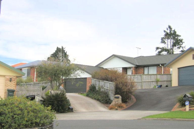 Photo of property in 17 Highbury Place, Nawton, Hamilton, 3200