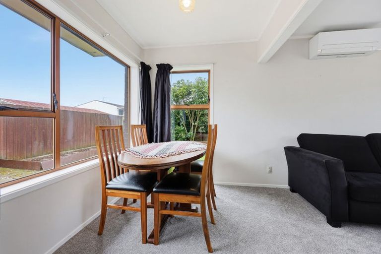 Photo of property in 2/23 Butley Drive, Farm Cove, Auckland, 2012