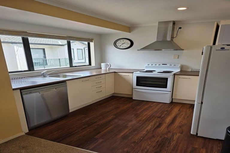 Photo of property in 4/51 Maclean Street, Paraparaumu Beach, Paraparaumu, 5032