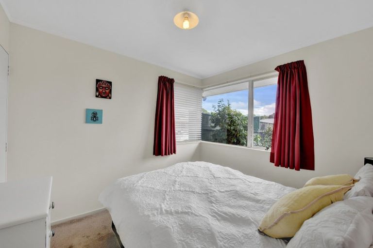 Photo of property in 2/16 Vining Crescent, Stoke, Nelson, 7011