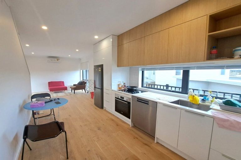 Photo of property in 6 Magma Crescent, Stonefields, Auckland, 1072