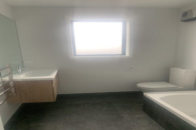 Photo of property in 8 Gards Place, Alexandra, 9320