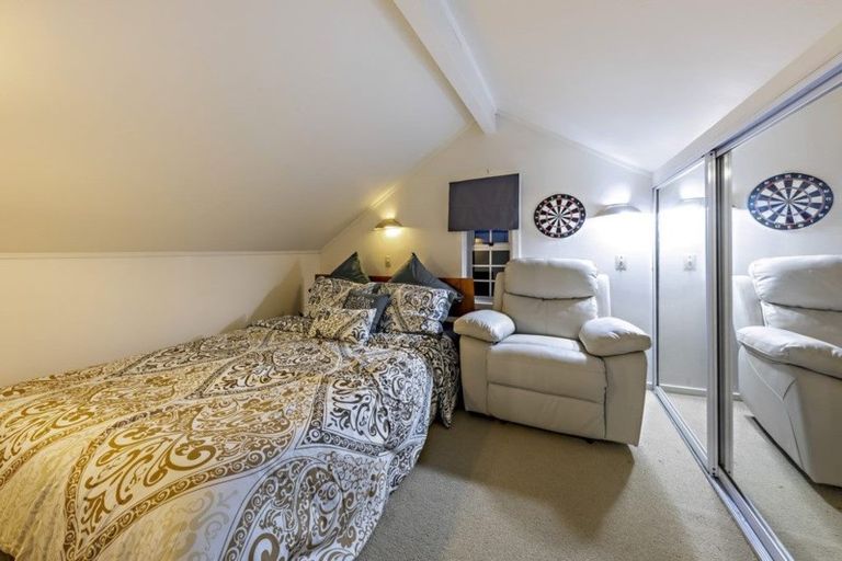 Photo of property in 1/25 Grande Vue Road, Hillpark, Auckland, 2102