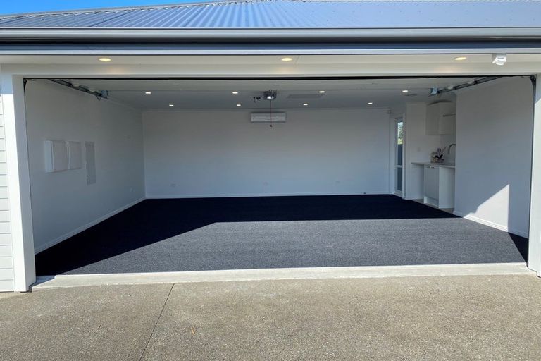 Photo of property in 26 Mcquillan Avenue, Woodend, 7610