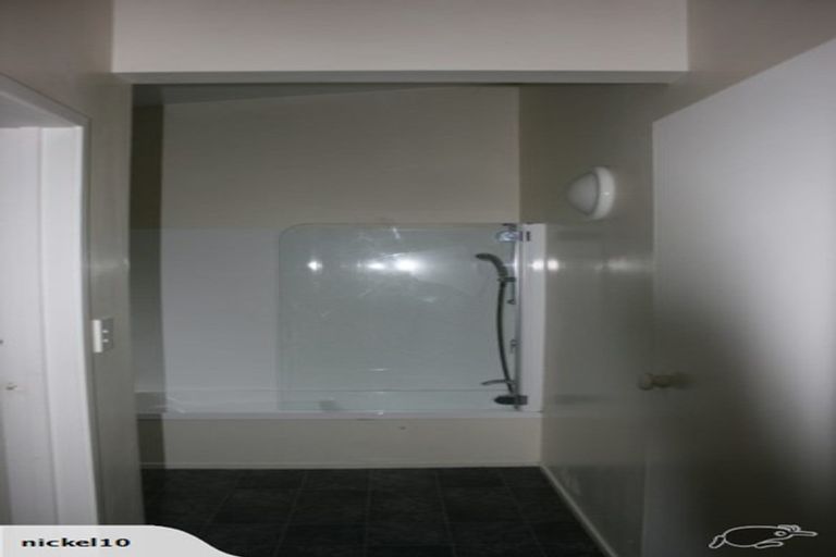 Photo of property in 10 Arde Place, Massey, Auckland, 0614