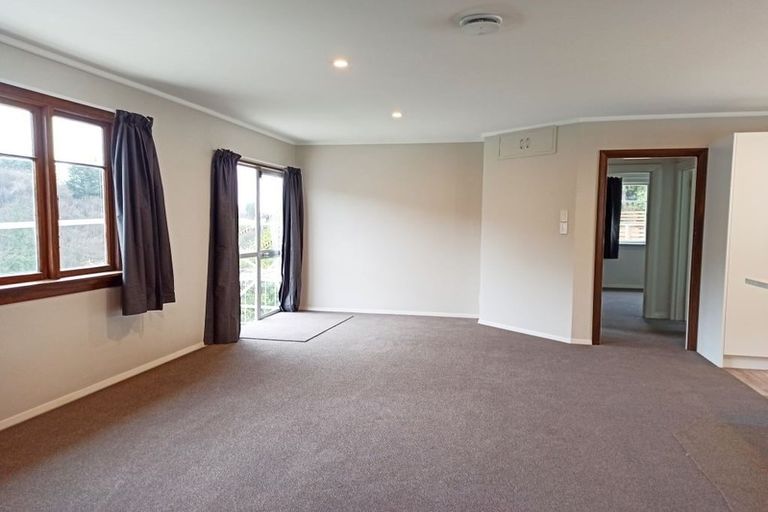 Photo of property in 60 Glen Road, Mornington, Dunedin, 9011