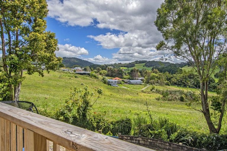 Photo of property in 9 El Viso Place, Te Kamo, Whangarei, 0112