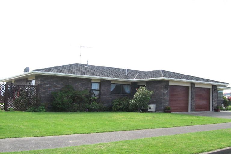 Photo of property in 2 Poutama Place, Tawhero, Whanganui, 4501