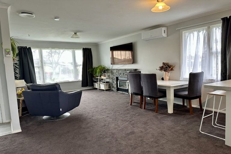 Photo of property in 30 Langley Avenue, Milson, Palmerston North, 4414