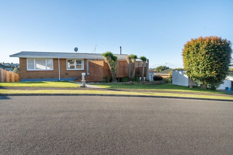 Photo of property in 13 Grosmont Terrace, Brookfield, Tauranga, 3110