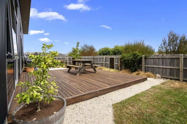 Photo of property in 31 Les Wakefield Road, Mapua, 7005