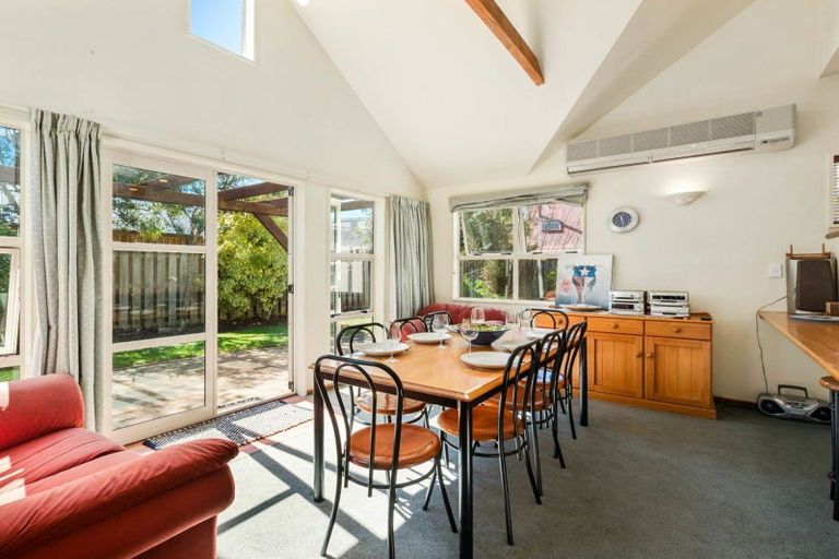 Photo of property in 10 Cherry Court, Wanaka, 9305