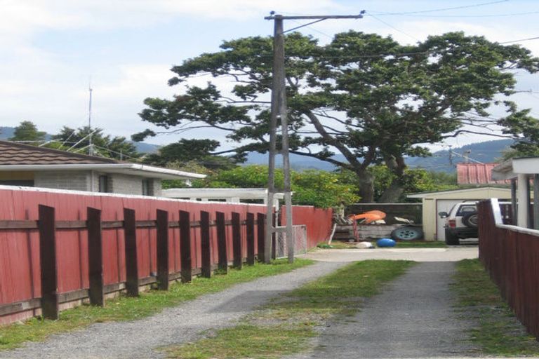 Photo of property in 9a Lane Street, Wallaceville, Upper Hutt, 5018