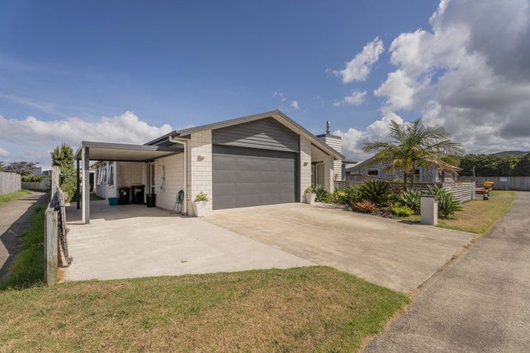 Photo of property in 346 Cook Drive, Whitianga, 3510