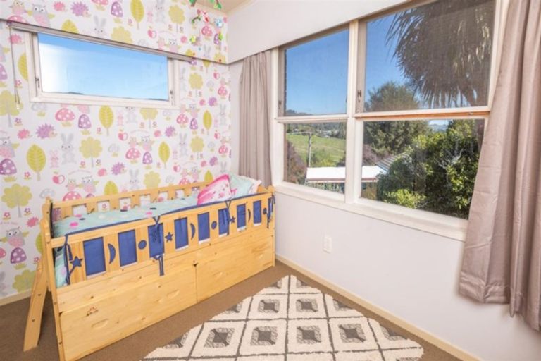 Photo of property in 14 Walnut Place, Owhata, Rotorua, 3010