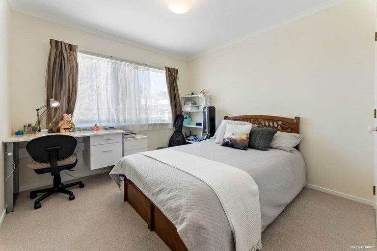 Photo of property in 55 Orangewood Drive, Northpark, Auckland, 2013