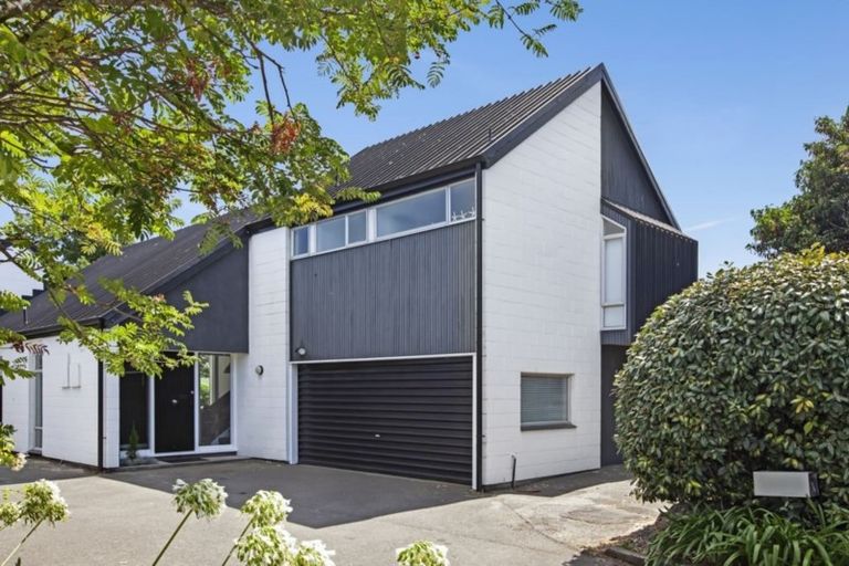 Photo of property in 1/31 Tudor Avenue, Ilam, Christchurch, 8041