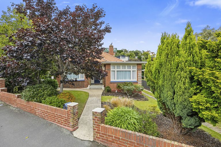 Photo of property in 52 Bayfield Road, Andersons Bay, Dunedin, 9013