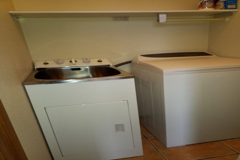 Photo of property in 30 Bayview Place, Cass Bay, Lyttelton, 8082