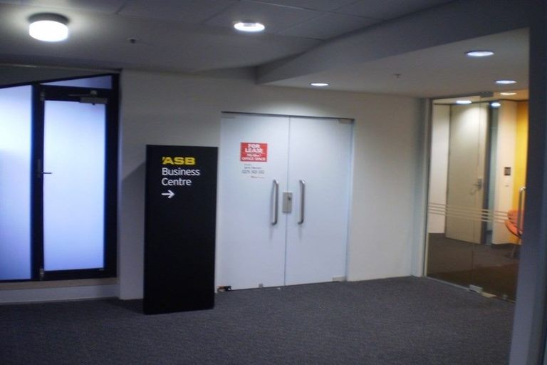 Photo of property in 45 Knights Road, Rothesay Bay, Auckland, 0630