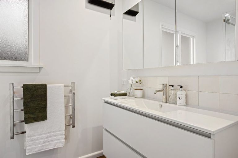 Photo of property in 70 Roydvale Avenue, Burnside, Christchurch, 8053