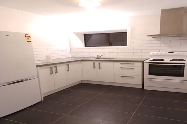 Photo of property in 107 Parkvale Road, Karori, Wellington, 6012